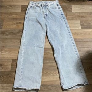 High wasted light colored